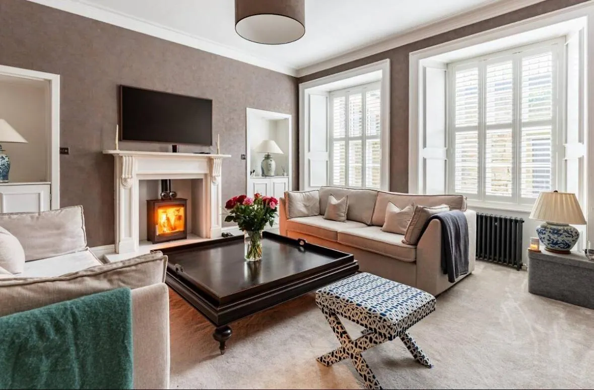 Luxury New Town Apartment Edinburgh