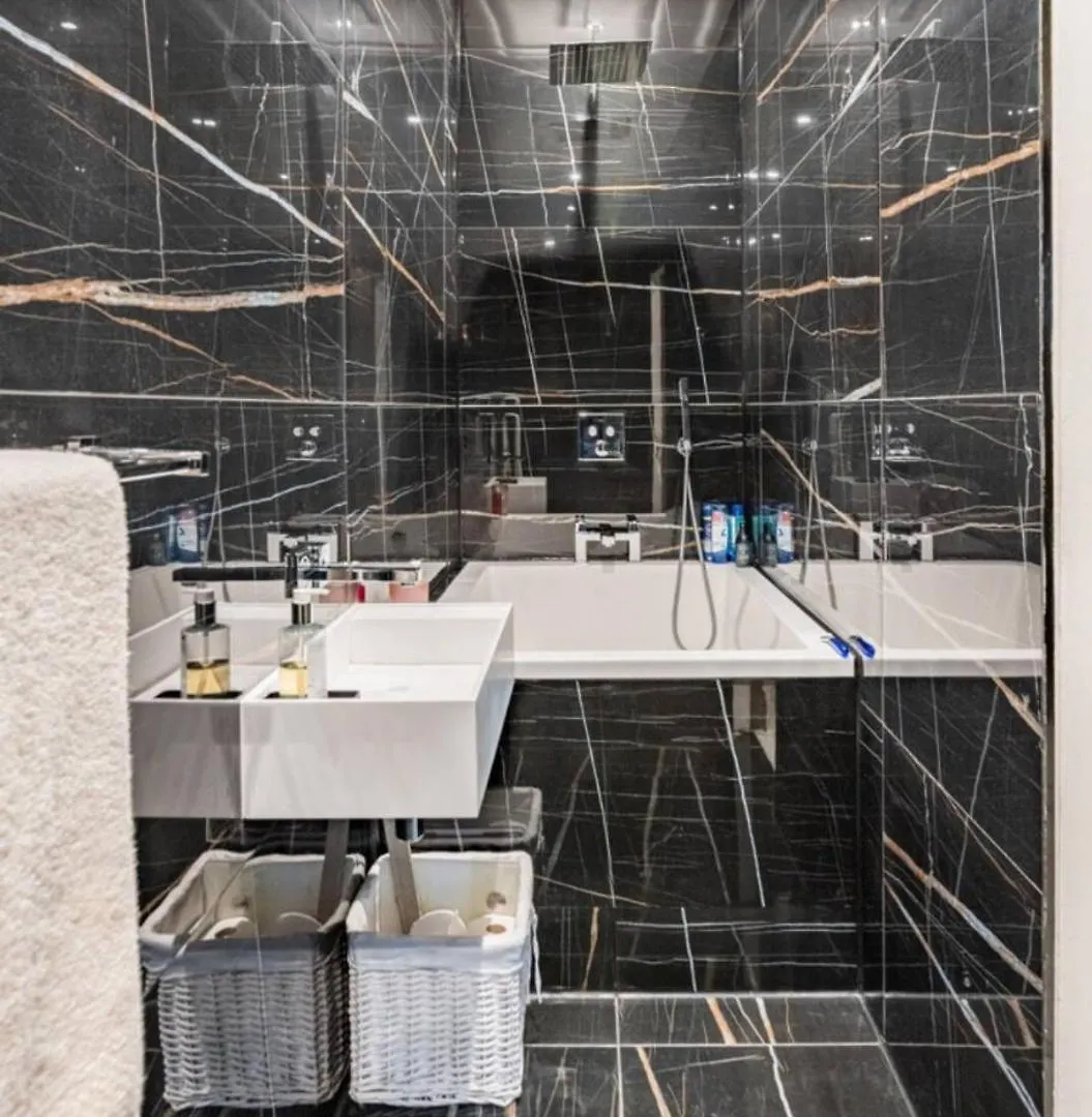 Luxury New Town Apartment Edinburgh