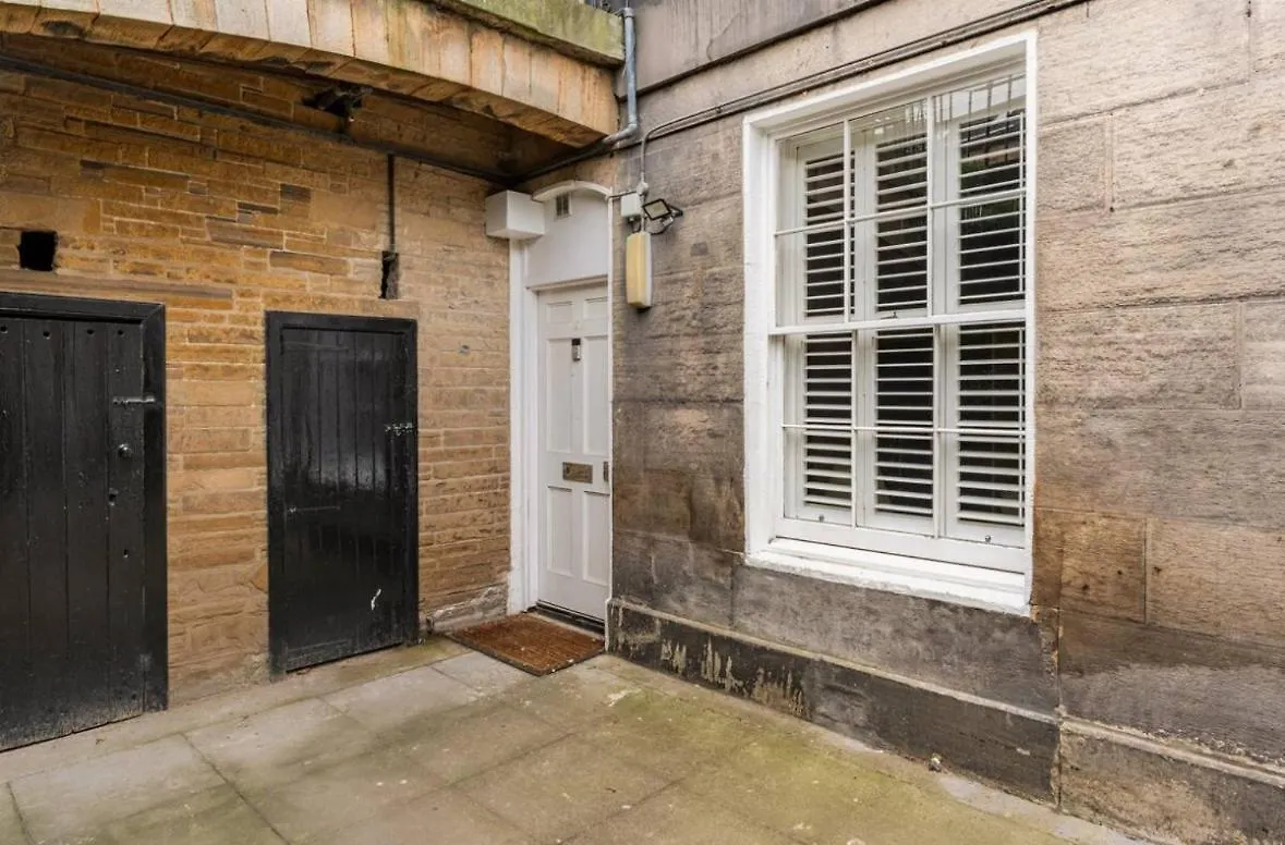 Luxury New Town Apartment Edinburgh United Kingdom